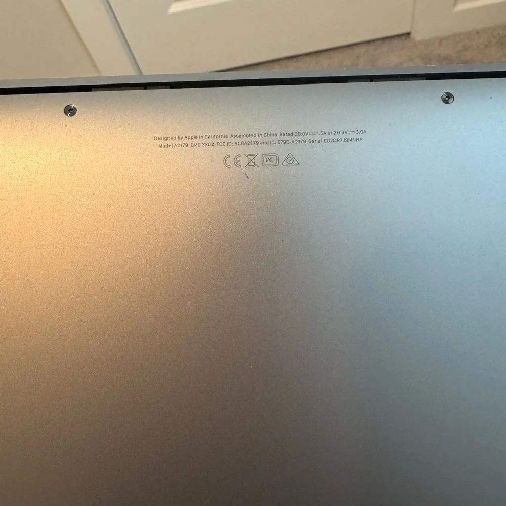 Apple MacBook Air - Silver